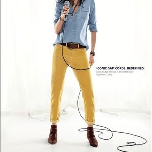 GAP Sexy Boyfriend Corduroy Jean EUC 26 R Mustard